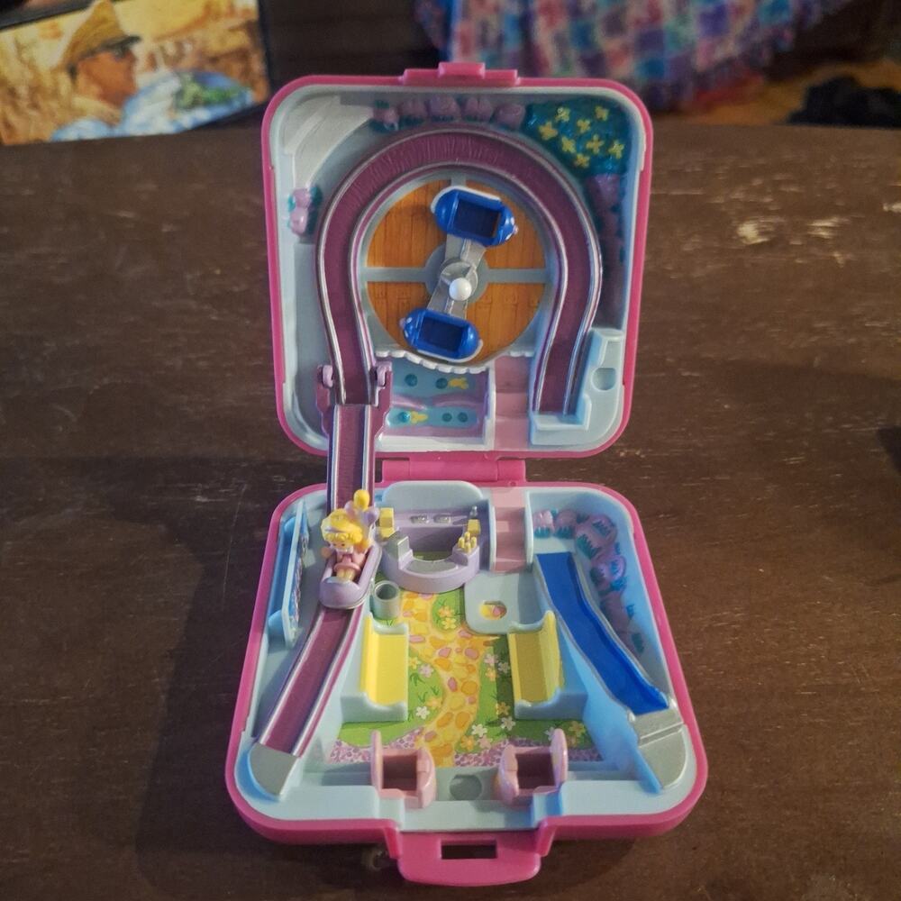1989 Bluebird Polly Pocket - Polly World - Funfair - Complete